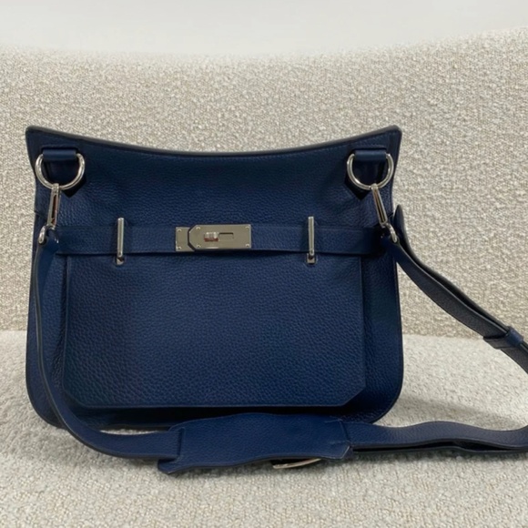 Authentic Hermes Taurillon Clemence Jypsiere 31 Crossbody Sapphire Blue - Picture 1 of 16